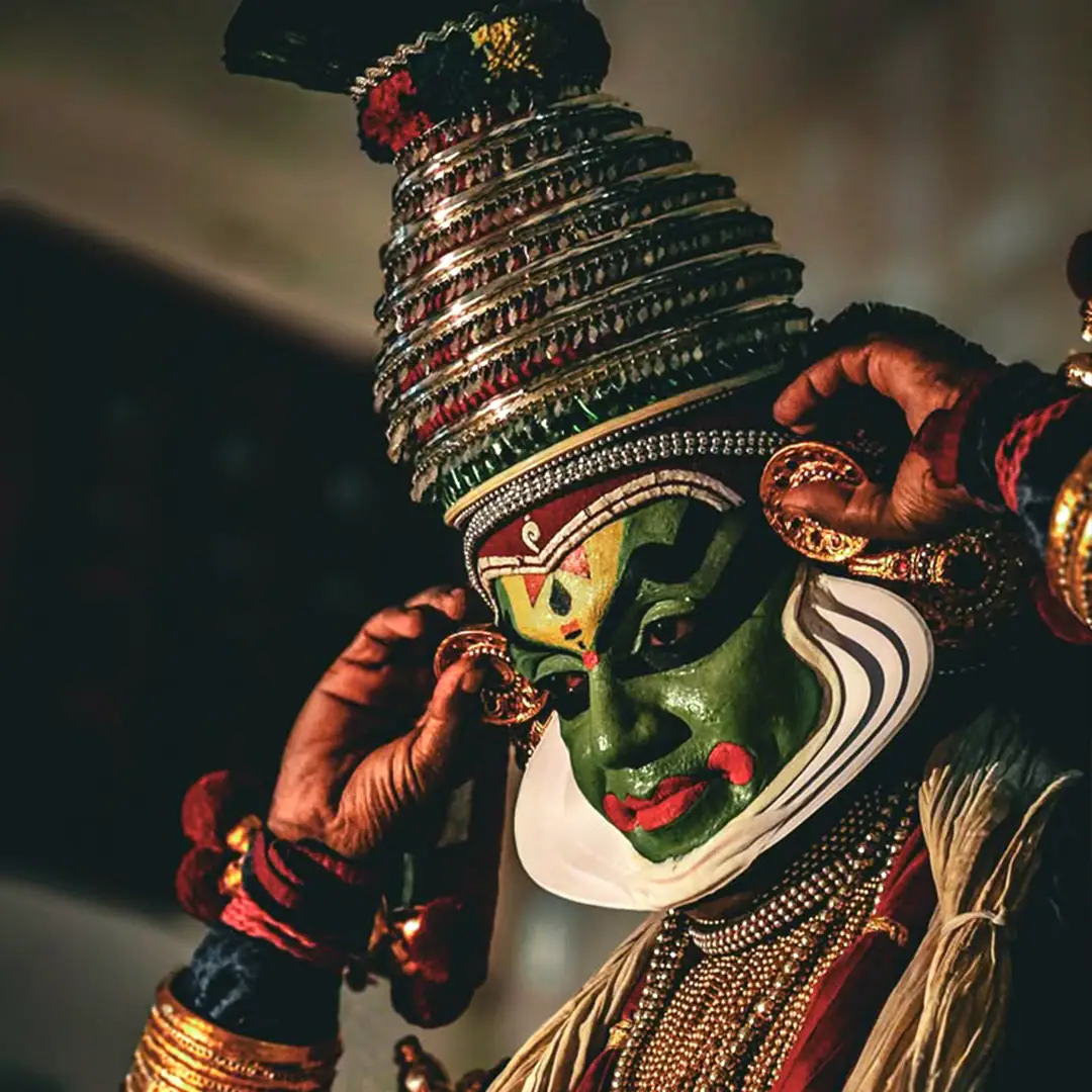 41hlax4vwil. sx300 sy300 ql70 fmwebp